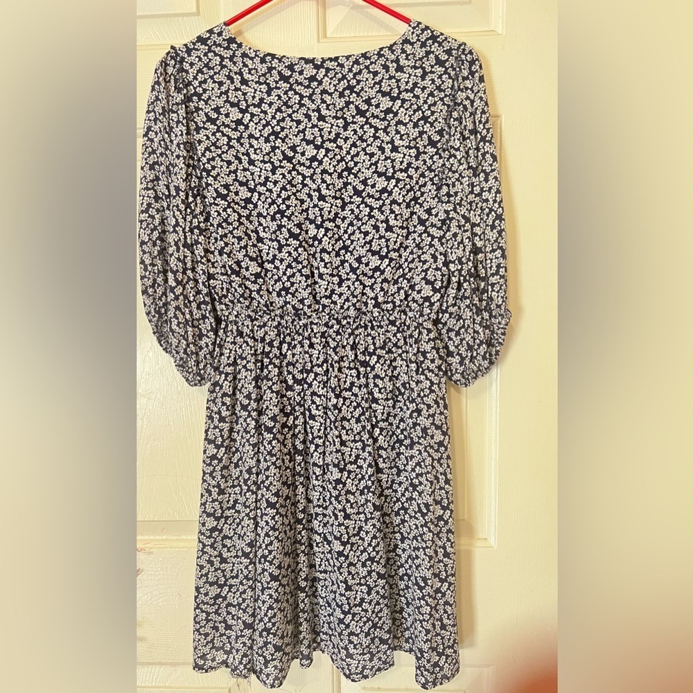 Forever 21 dres - Picture 2 of 4